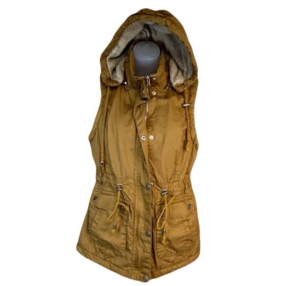 YMI Womens Hooded Utility Vest Size S Zip Sherpa Lined Yellow Trails Outdoor - Picture 1 of 8